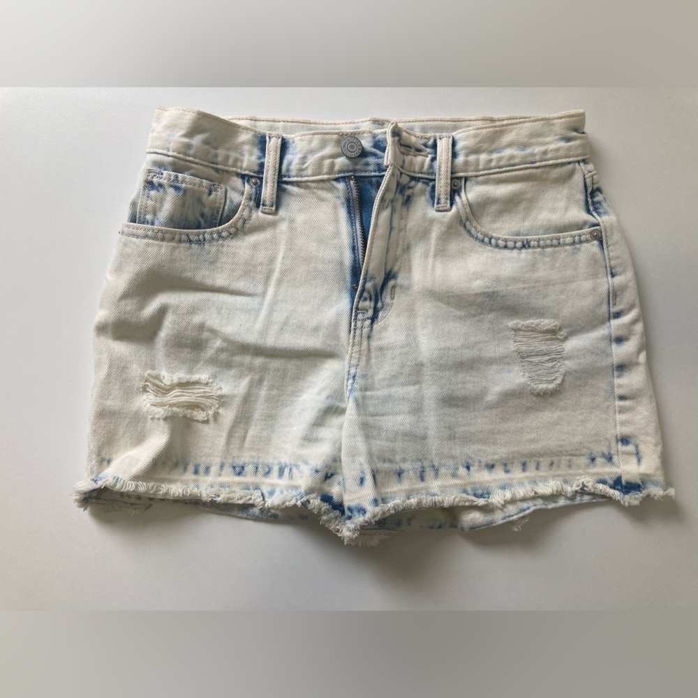 Old Navy distressed denim light wash shorts XXSmall